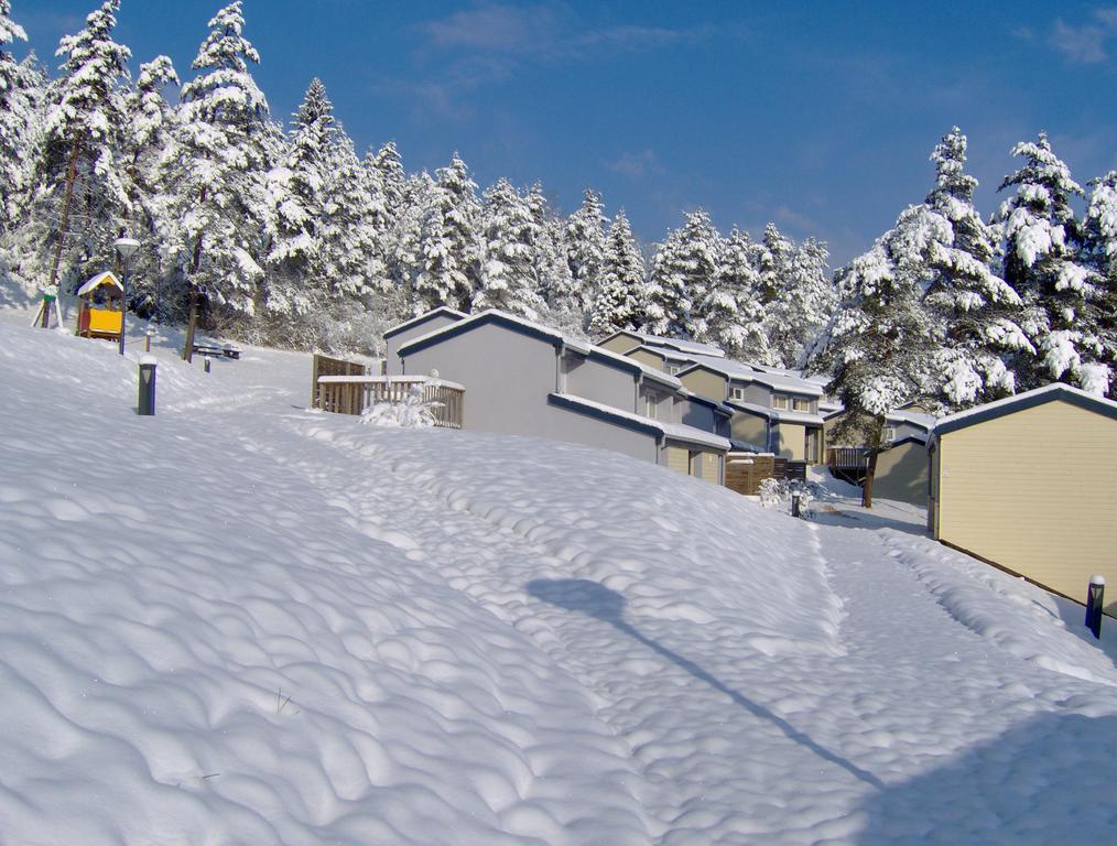 Vvf Jura Lac De Vouglans Maisod Kültér fotó