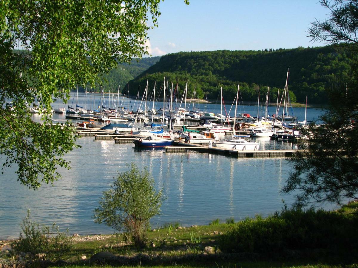Vvf Jura Lac De Vouglans Maisod Kültér fotó